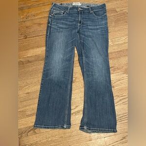 Women's Blue Jeans‎